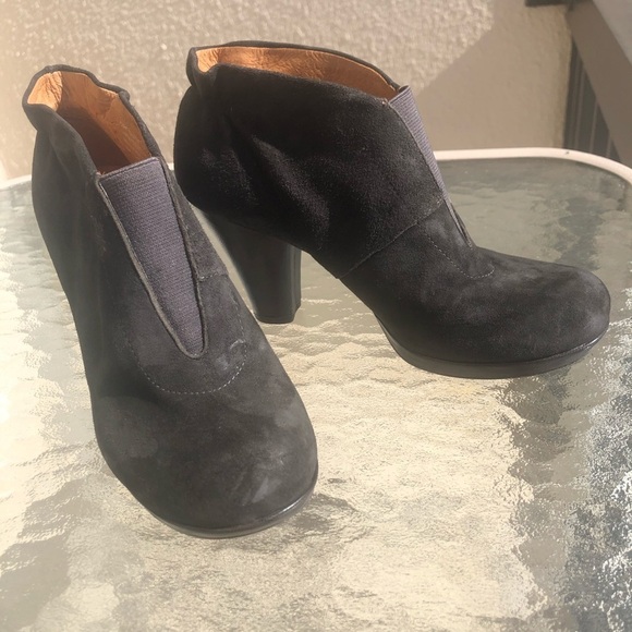 NEW NAYA Bara Suede Leather Booties Heels size 5 - Picture 12 of 14